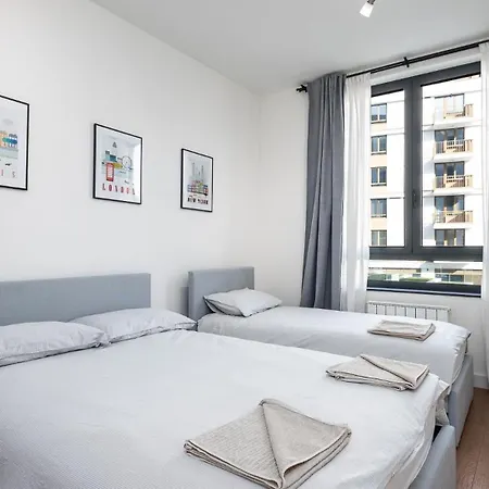 Waterfront Quartet 1 דירה